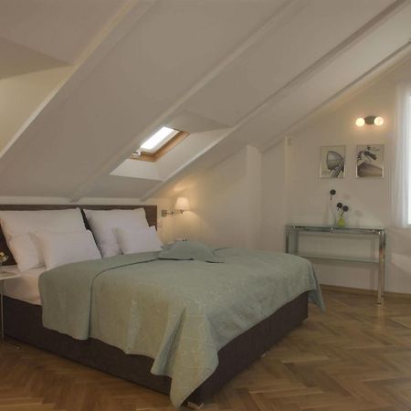Residence Karlova Praha Bagian luar foto