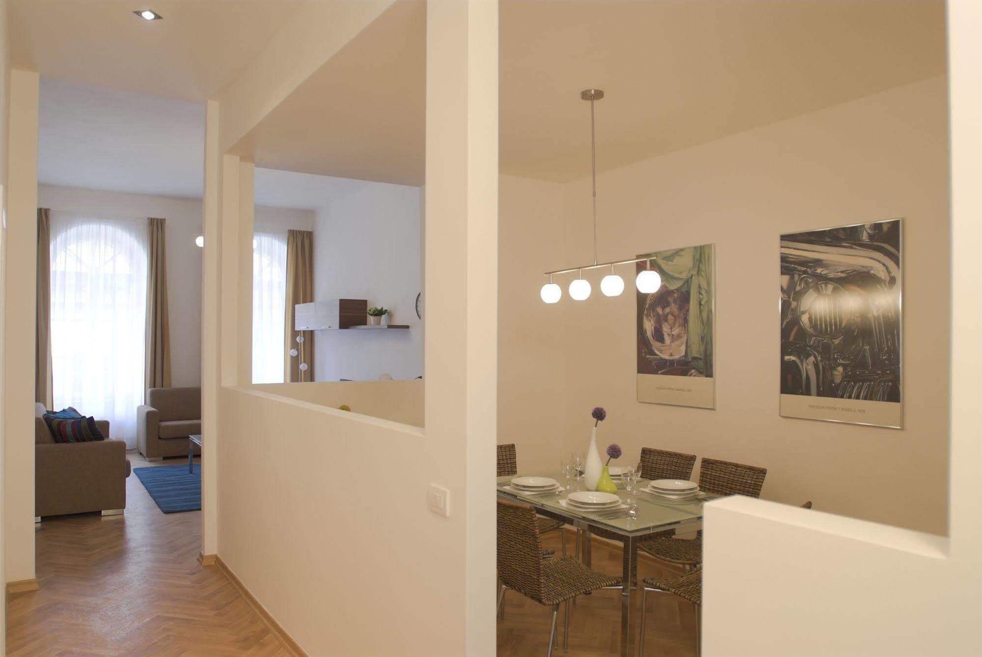 Residence Karlova Praha Bagian luar foto